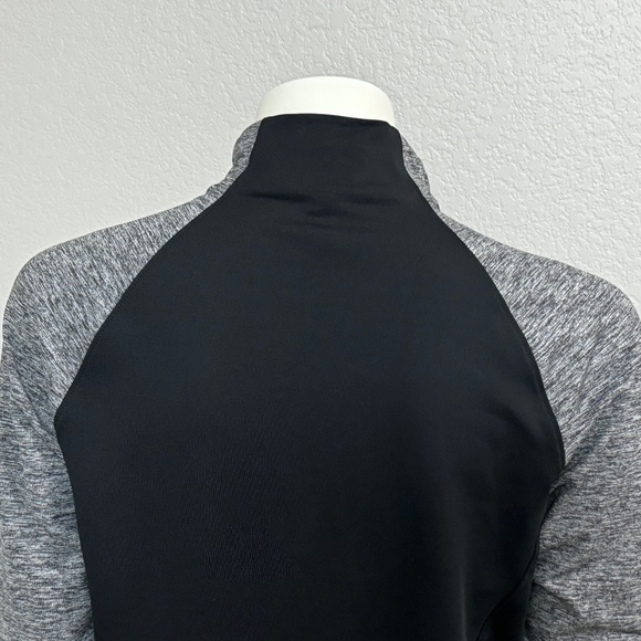 Under Armour Cold Gear Running Jacket - Picture 7 of 11